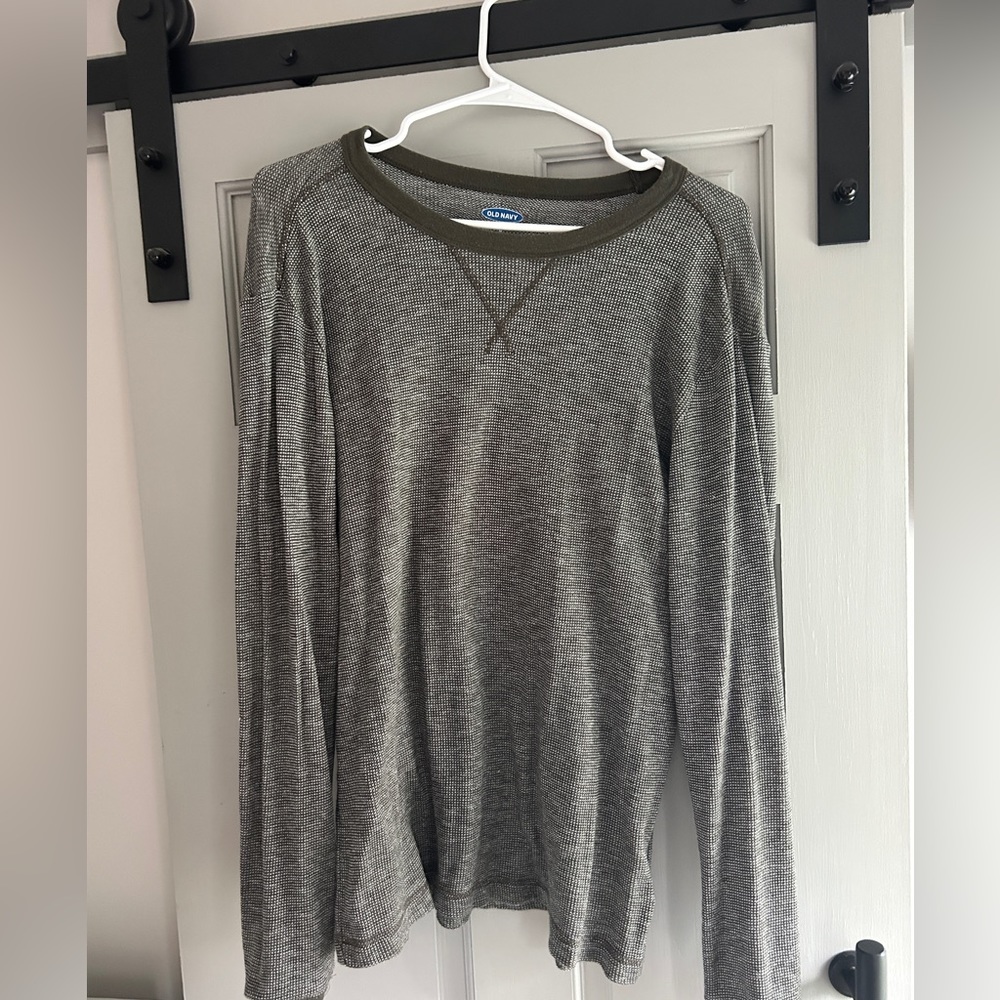 Old Navy men’s medium long sleeve